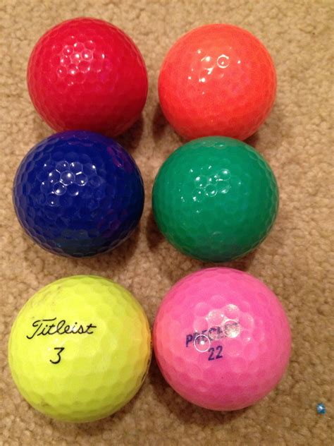 6 Colored Golf Balls