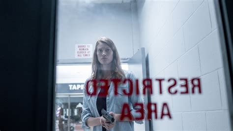 THE MIST Series Trailers, Featurettes, Images and Poster | The Entertainment Factor