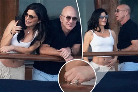 Lauren Sanchez shows off engagement ring on Jeff Bezos' $500M yacht