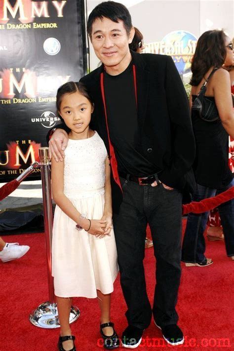 Jet Li with his daughter Jane Jet Li, Feminine Face, Celebrity Kids ...