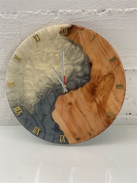 Epoxy resin wall art resin pouring clock resin clock making epoxy resin ...