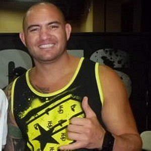 Travis Browne Net Worth 2023: Money, Salary, Bio - CelebsMoney