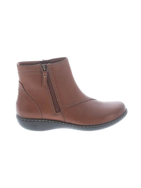 Clarks 100% Leather Solid Brown Ankle Boots Size 7 - 68% off | thredUP