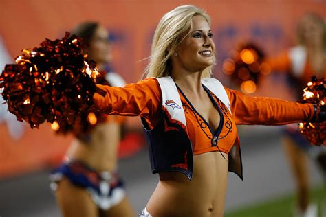 NFL Preseason Week 1 – The Denver Broncos Cheerleaders – Ultimate ...