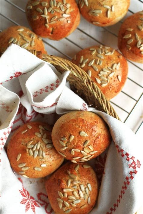 Fluffy Whole Wheat Bread Rolls - Ginger with Spice