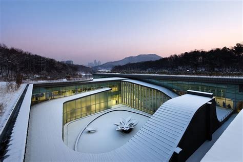 Seoul Memorial Park / Haeahn Architecture | ArchDaily