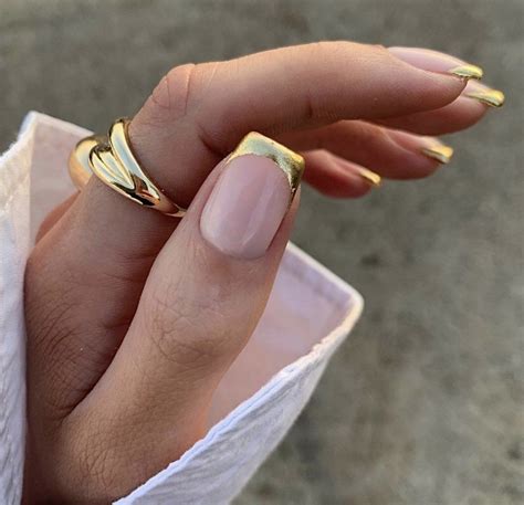 𝓜. on Twitter | Golden nails, Stylish nails, Chic nails