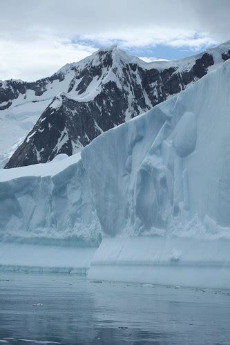 Pléneau Bay, Antarctica: Icebergs and Mountains | Liam Quinn | Flickr