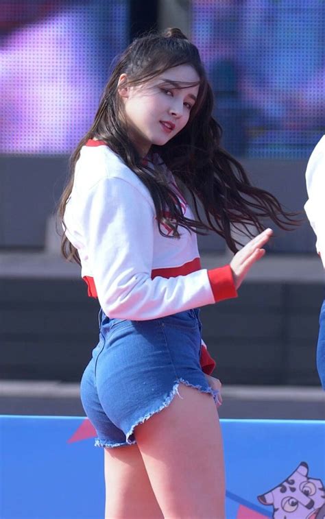 8 Of MOMOLAND Nancy's Outfits That Said "F*** You" To Korean Body ...