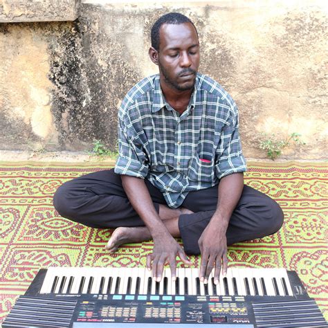 A New Era of Saharan Avant-Garde: The Music of Hama | Bandcamp Daily