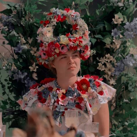 midsommar florence pugh Horror Films, Horror Art, Color In Film ...