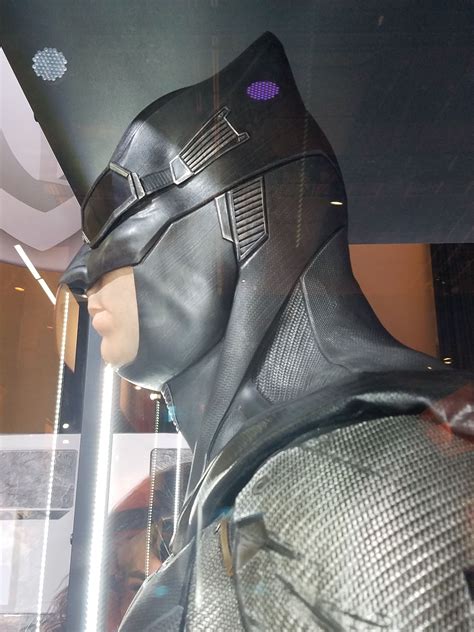 Justice League: New Batman Costume Images Revealed | Collider