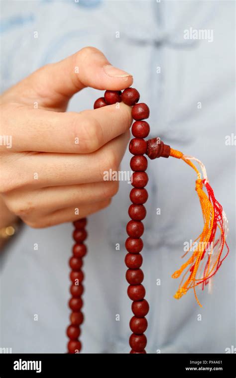 Details more than 159 islamic prayer bracelet super hot - ceg.edu.vn