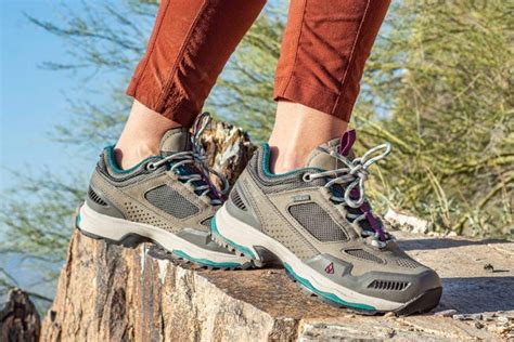 11 Best Hiking Shoes For Wide Feet (The Best Outfits)