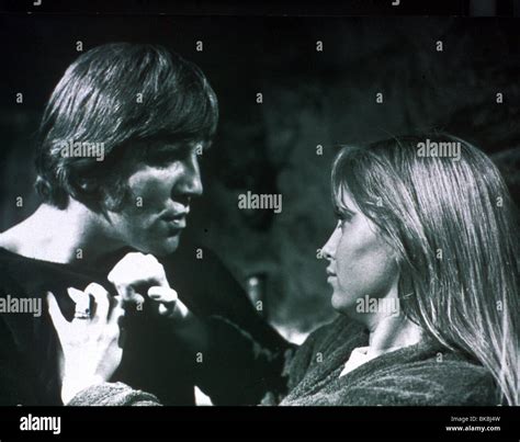 STRAW DOGS (1971) DEL HENNEY, SUSAN GEORGE SWD 008 GN Stock Photo - Alamy