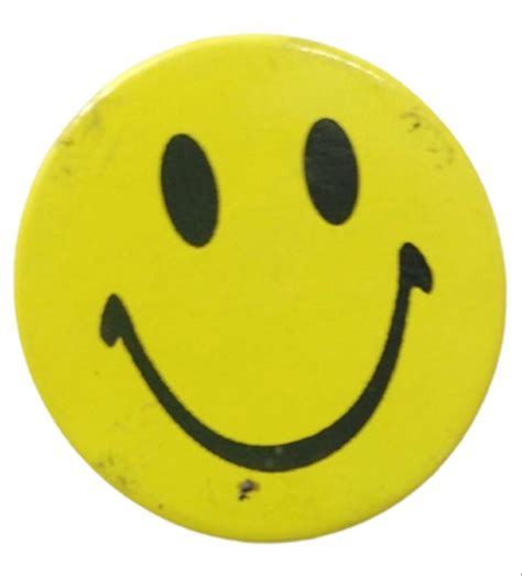 Round Smiley Pin Badge at Rs 5.5 | Pin Badge in Gautam Budh Nagar | ID: 8140561988