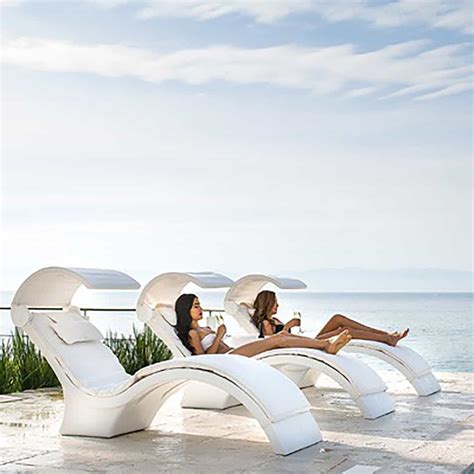 Ledge Lounger Chaise Deep - Ultra Modern Pool & Patio