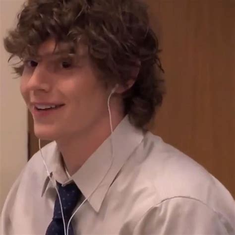 the only episode of the office I’ve watched [Video] | Evan peters the office, Evan peters ...