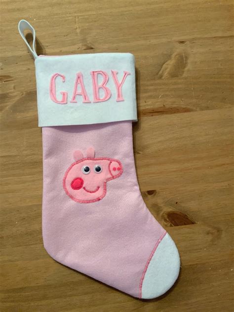 Peppa pig themed personalised custom Christmas stocking de CraftCShop en Etsy https://www.etsy ...