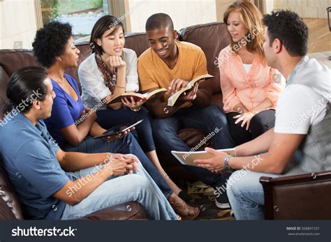 Small group bible study - pikolhomes