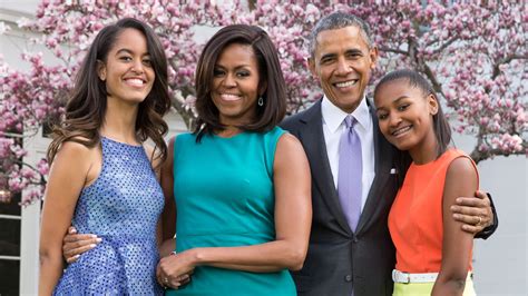 Barack Obama family: siblings, parents, children, wife