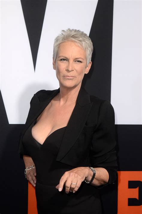 Jamie Lee Curtis – “Halloween” Premiere in Los Angeles • CelebMafia