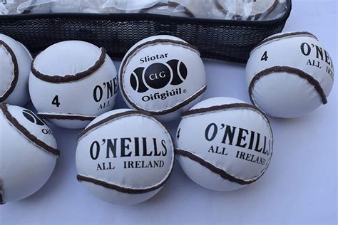 Cricket *BRAND NEW* O'NEILLS MATCH SLIOTAR All Ireland Hurling Ball ...