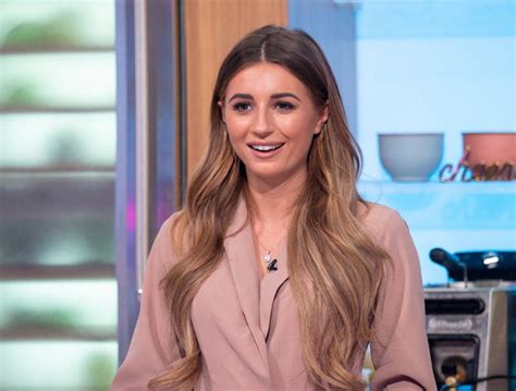 Who Is Dani Dyer Dating In 2019? It Seems Like The 'Love Island' Winner Is Back With Her Ex ...