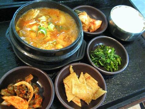 Incheon Airport Food Hall, Seoul, Korea
