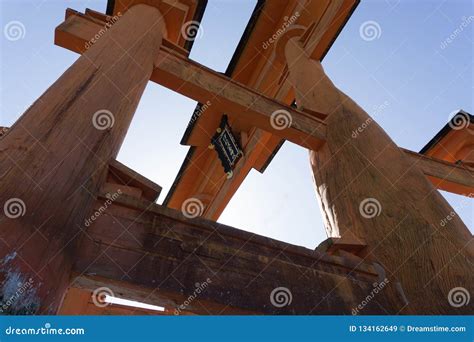 Massive Itsukushima Floating Torii Gate Editorial Stock Image - Image of beautiful, asia: 134162649