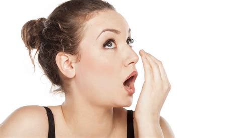 Halitosis causes, symptoms, prevention, diagnosis & halitosis cure