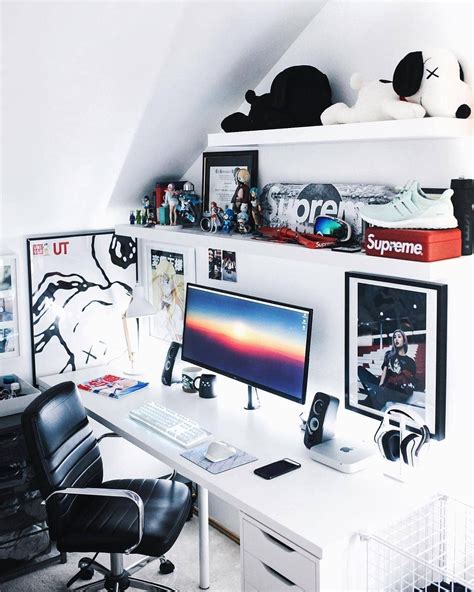 Awesome Desk Setup: Photo