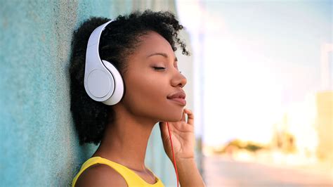 5 types of music that will increase your happiness, according to science