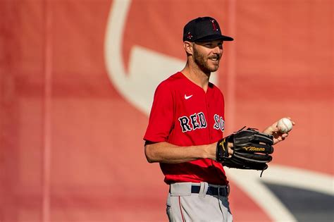 Chris Sale injury: Red Sox ace returns to Fenway Park to spend ...