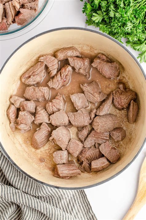 Beef Tips With Gravy - Happy Homeschool Nest