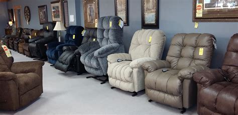 Lift-Chairs-Recliners-Marshalls-Furniture-Washington-Iowa - Marshall's Furniture
