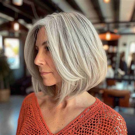 26 Best Short Haircuts for Women Over 60 to Look Younger