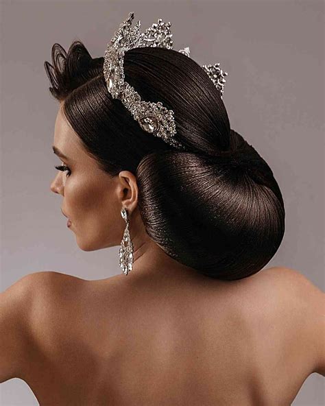 Princess Hairstyles: The 27 Most Charming Ideas