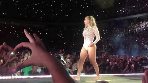 Beyoncé - Halo / LIVE Milano San Siro 18/07/2016 | The Formation World Tour - YouTube