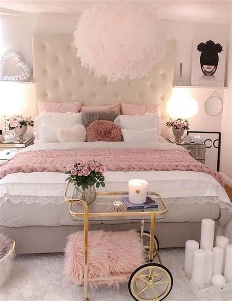Incredible Simple Pink Bedroom For Small Space | Home decorating Ideas