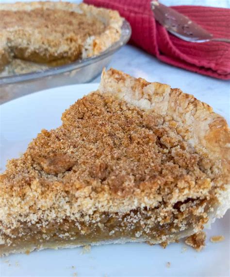 Amish Vanilla Crumb Pie Recipe - Amish Heritage