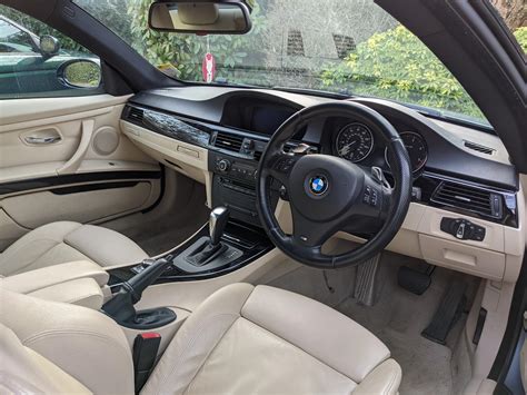 Hard to believe this interior is 12 years old. This BMW styling is timeless. 2009 E92 325d M ...