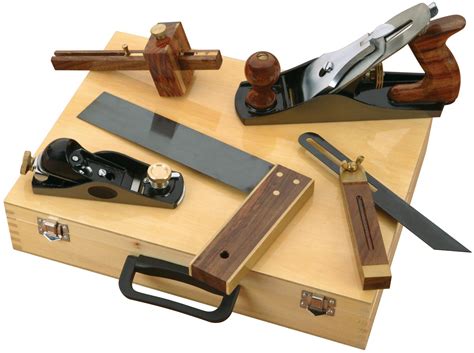 How do I start woodworking? I only want to use hand tools. : r/woodworking