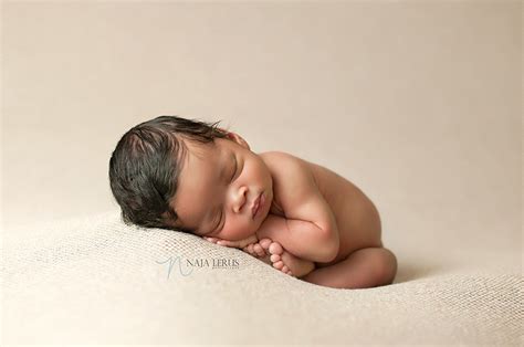 Chicago IL Newborn Photographer