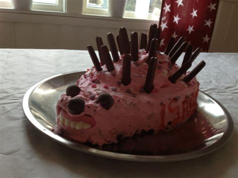 11 hilarious birthday cake fails