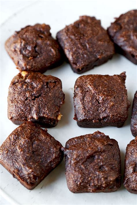 Golden Chocolate Tofu Brownies (Vegan) - Pickled Plum Food And Drinks