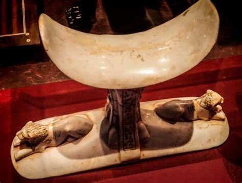 25 unbelievable treasures from the tomb of tutankhamun you may not have ...