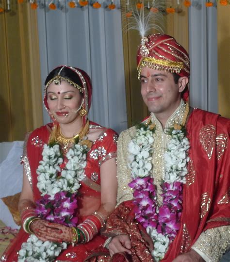 File:Hindu wedding couple.jpg