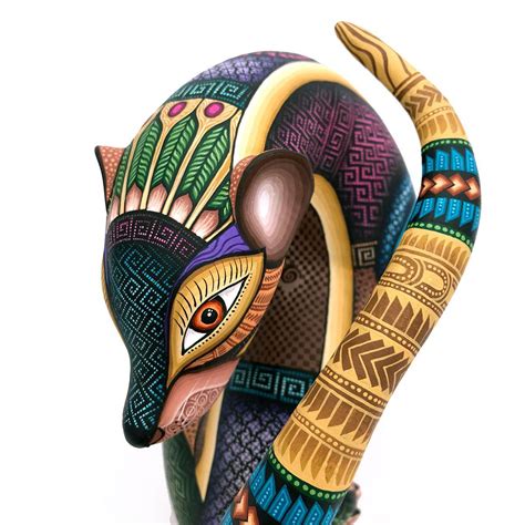 Magaly Fuentes and Jose Calvo: Mongoose | Mexican art, Wood art, Carving