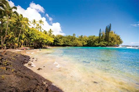 A Tropical Hike to Secluded Shipman Beach on the Big Island - Hawaii Magazine